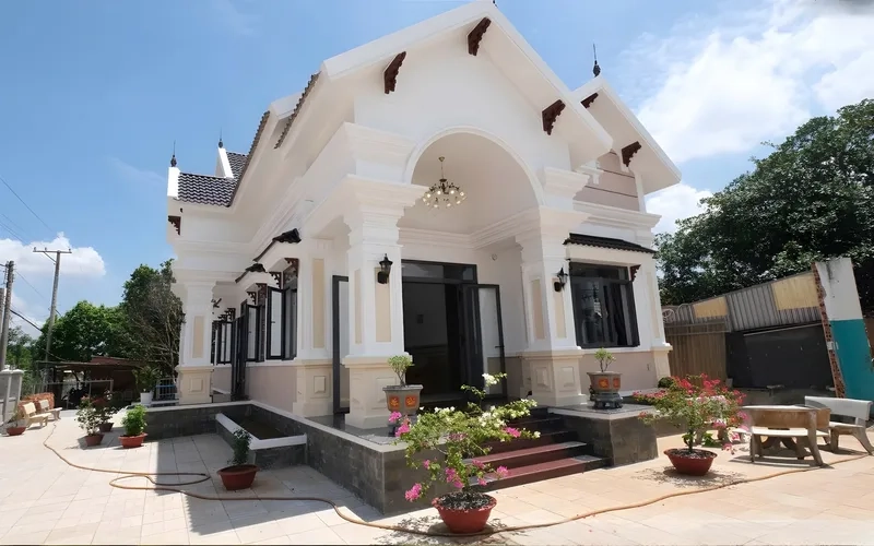 Lựa chọn biệt thự mái thái gần Hà Nội tiện di chuyển