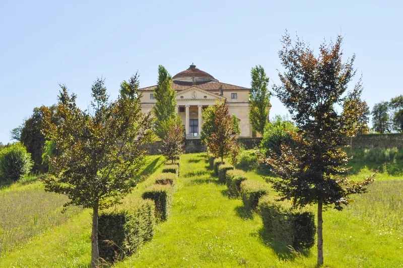 Không gian hiện đại biệt thự sân vườn hiện đại tinh tế