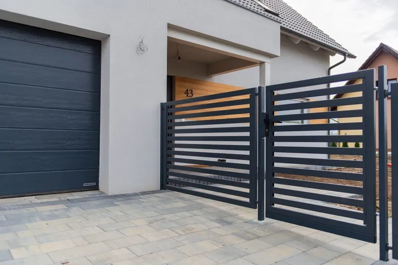 Cổng rào nhà phố đẹp