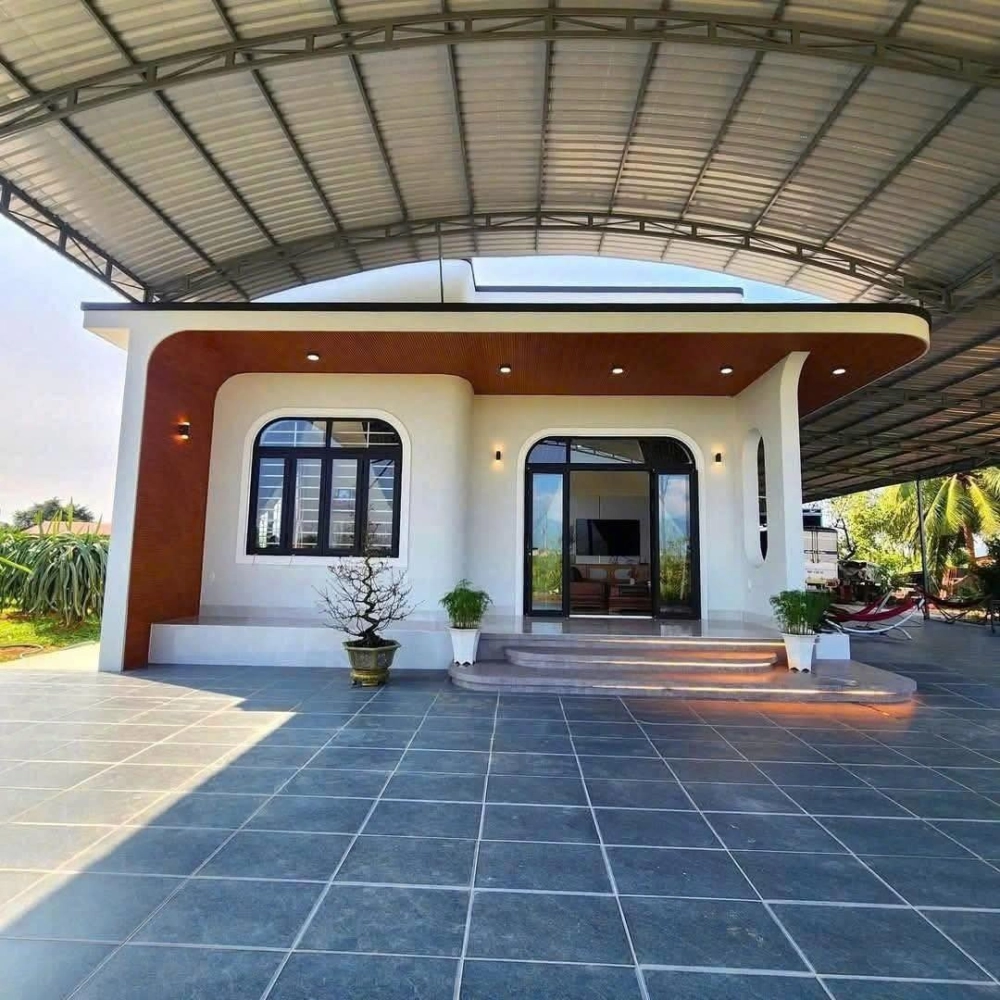 Khoảng sân rộng của mẫu nhà vườn cấp 4 nông thôn