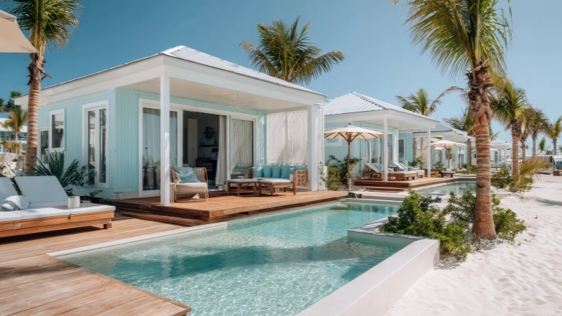 Mẫu biệt thự 2 tầng có bể bơi với hệ thống đèn led lung linh