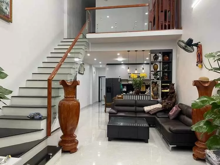 Tham quan ảnh nhà ống 2 tầng có gác lửng tối ưu không gian