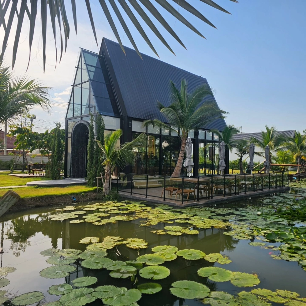 Góc nhìn từ trên cao mẫu nhà biệt thự vườn 1 tầng rộng lớn