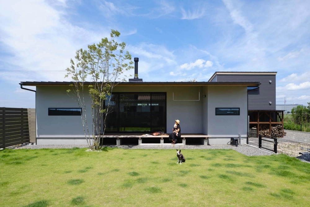 Mẫu nhà vườn mái Nhật đẹp ở nông thôn với chi phí xây dựng thấp