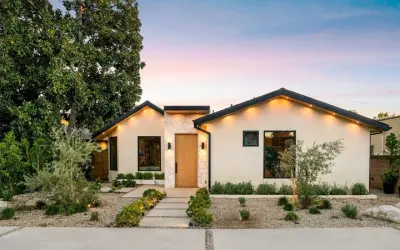 Ý tưởng làm nhà cấp 4 sân vườn hiện đại độc đáo lạ mắt