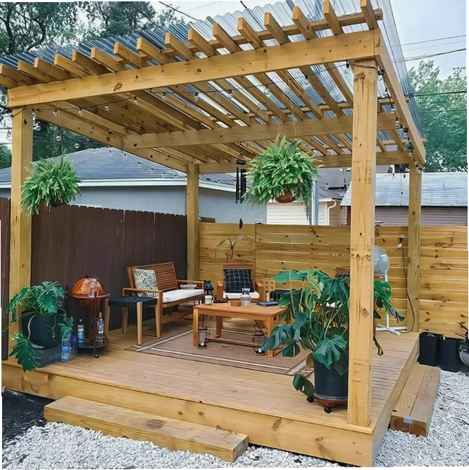 Nhà chòi gỗ sân vườn với mái lá mộc mạc và bộ bàn ghế gỗ sang trọng