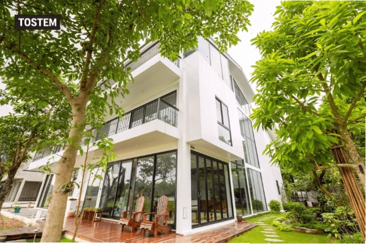 Thiết kế nhà vườn hiện đại với không gian xanh bao quanh